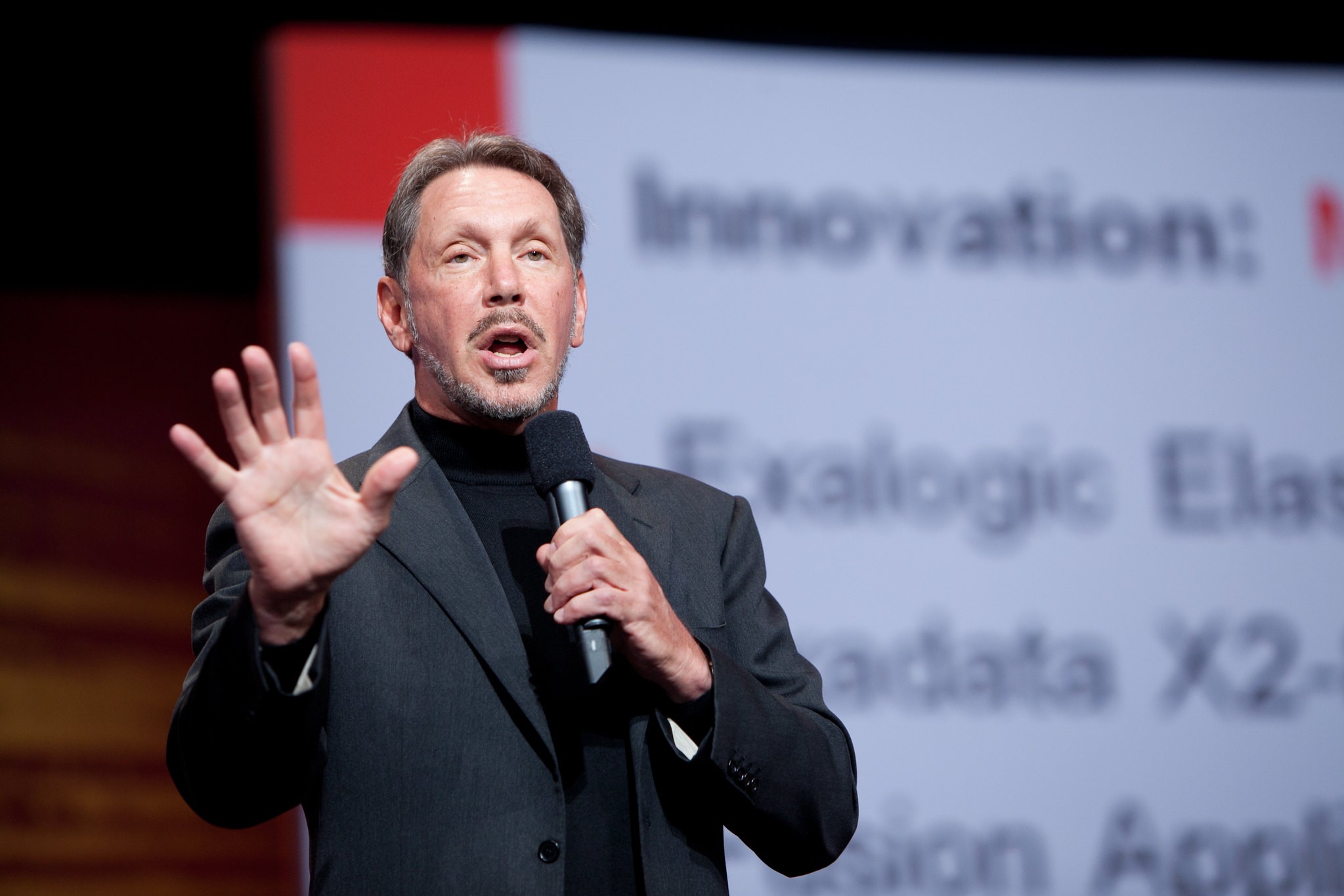Cofundador da Oracle oferece garantia de US$ 40,4 bi em oferta da Paramount à Warner
